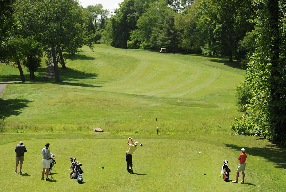 New Canaan wins boys FCIAC golf championship