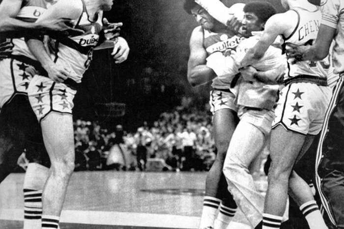 Reunion of Warriors' 1974-75 championship team evokes teamwork