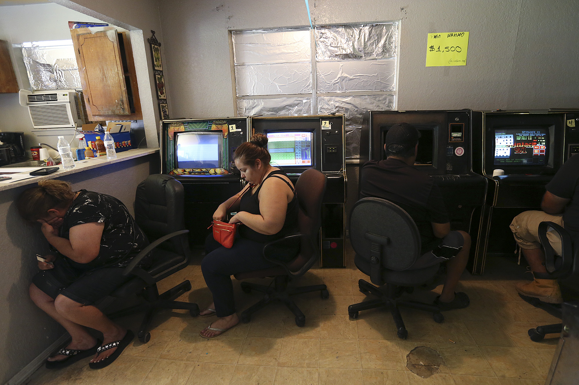 Another suspected illegal gambling hall shut down