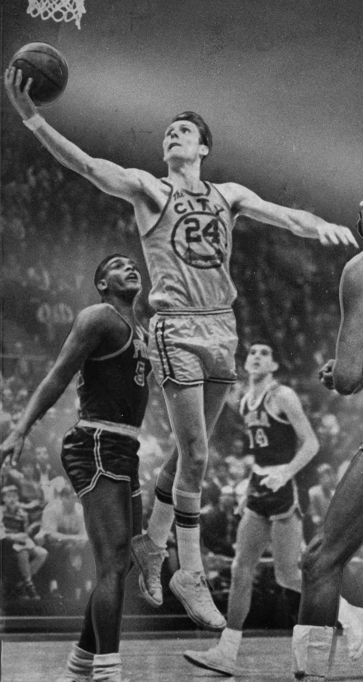 Warriors’ 1st 2 visits to the NBA Finals