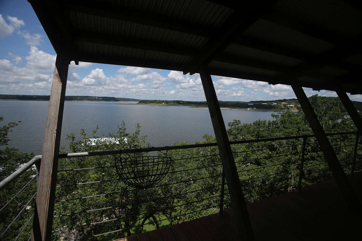 Medina Lake has been rejuvenated, and so are home sales
