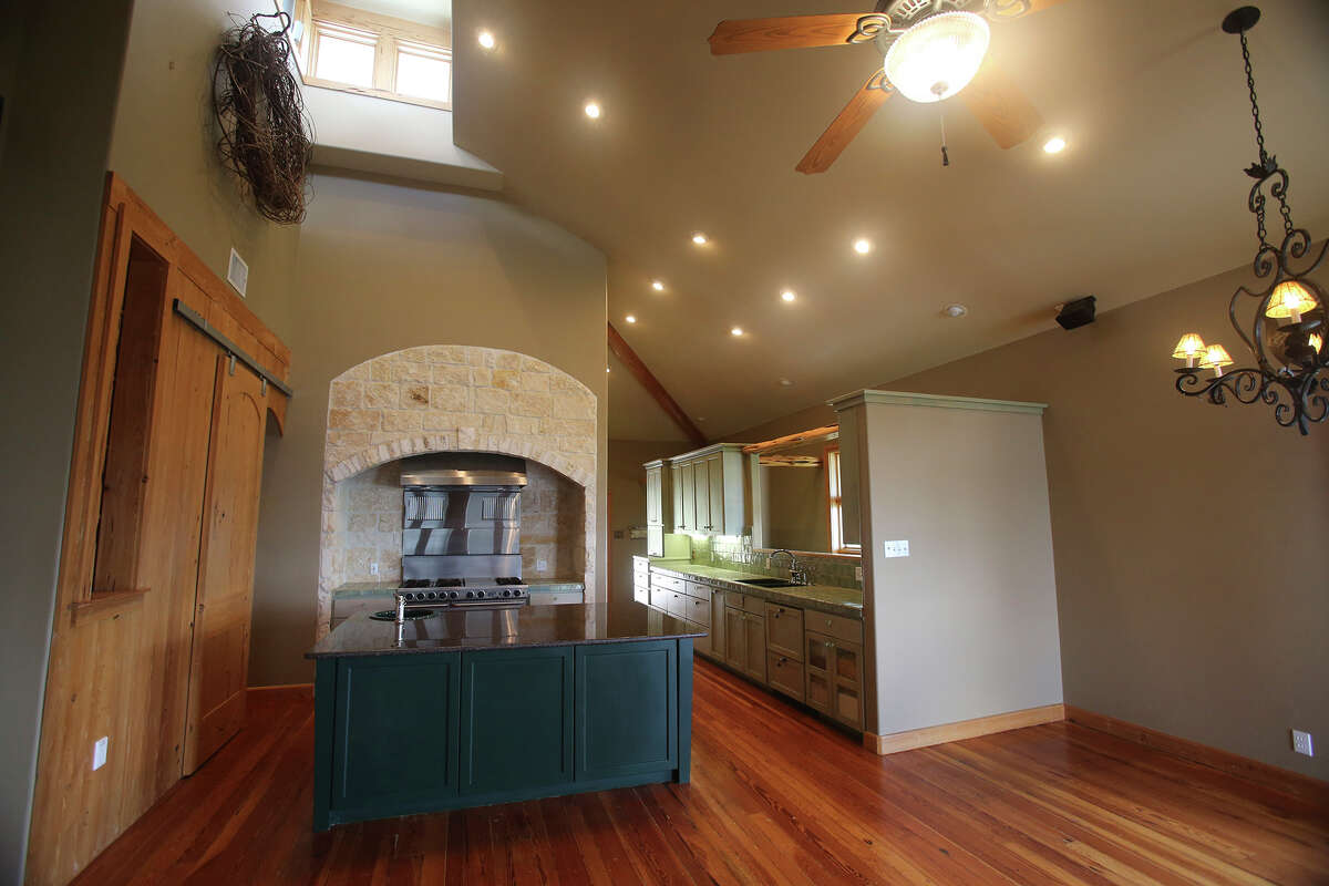 Medina Lake has been rejuvenated, and so are home sales