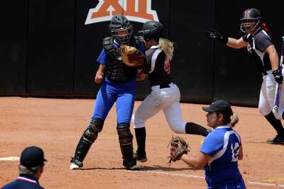 Video Did Needville Catcher Intentionally Elbow Huffman Softball Players