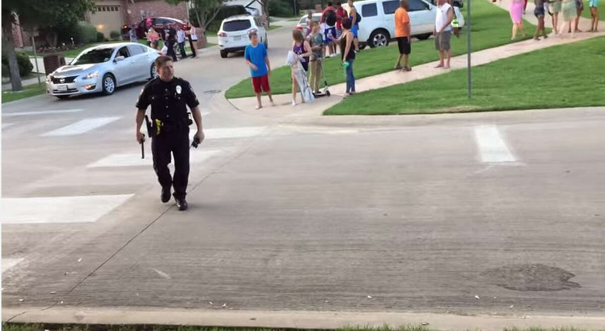 Video Shows Mckinney Police Officer Violently Detaining Teens At Pool Party 6006