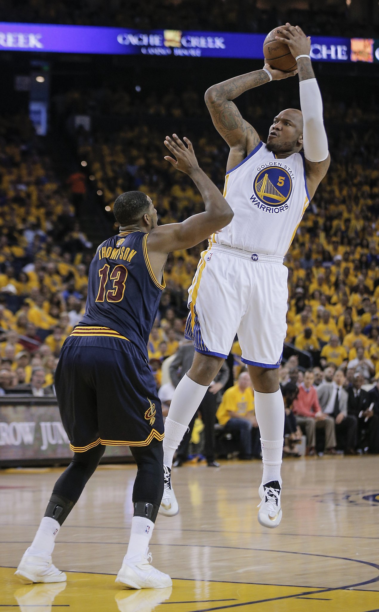 Warriors’ Marreese Speights worked out with a boxer in offseason