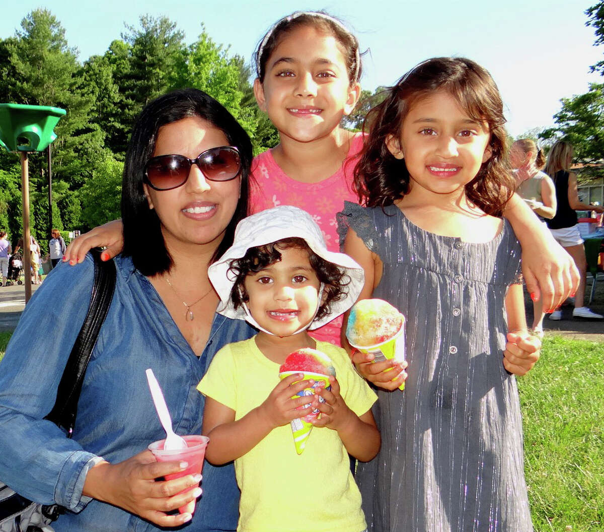 It’s elementary North Stratfield community celebrates school’s 50th year