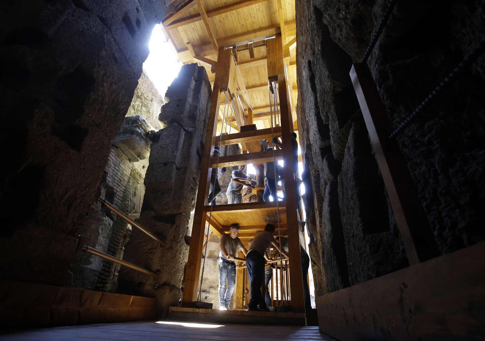 Lion elevator restored at Rome's Colosseum