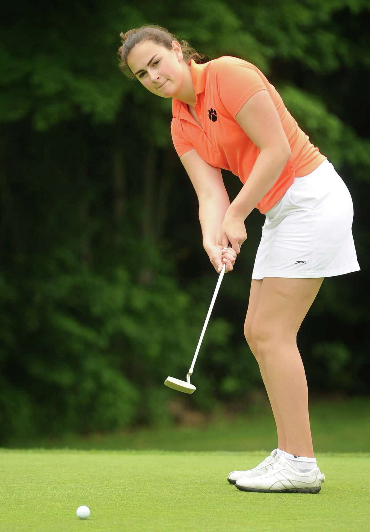 Ridgefield's Gillian Fennell putts on the 7th green during the Girls Golf State Championship at Orange Hills Country Club in Orange, CT on Tuesday, June 9, 2015.