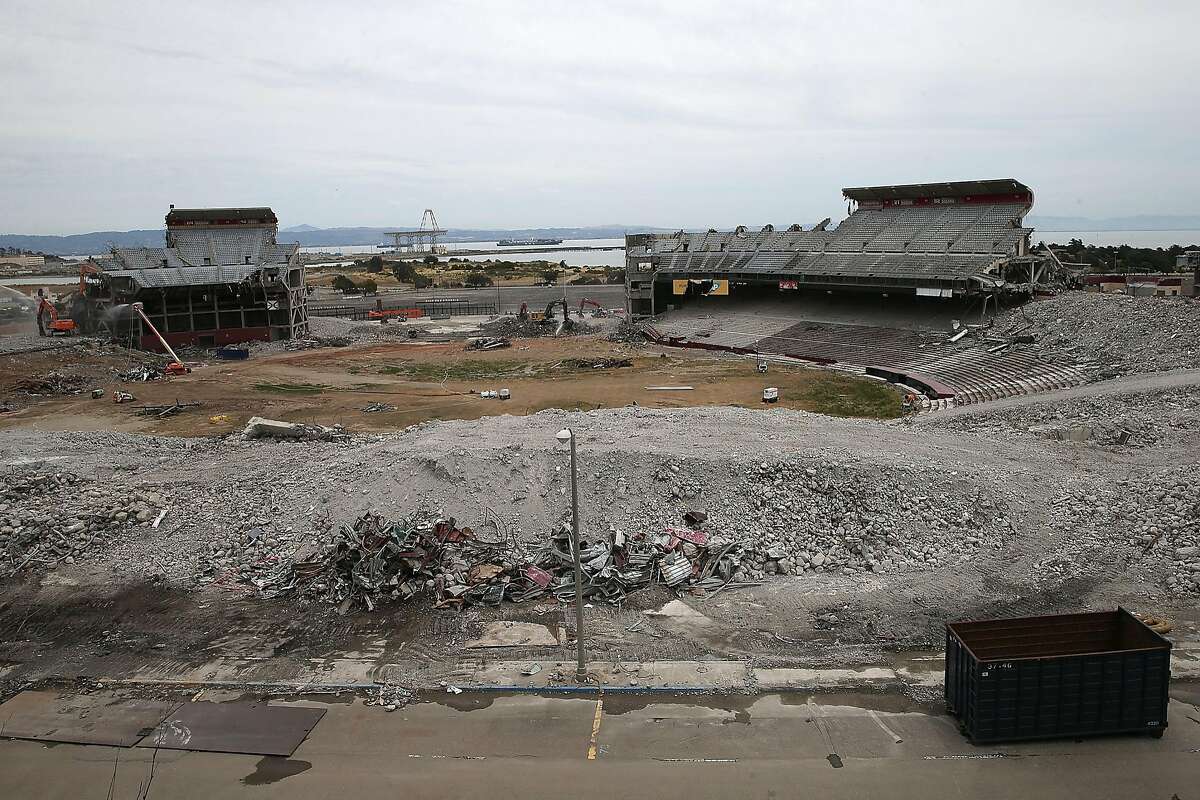 The final demolition of Candlestick Park