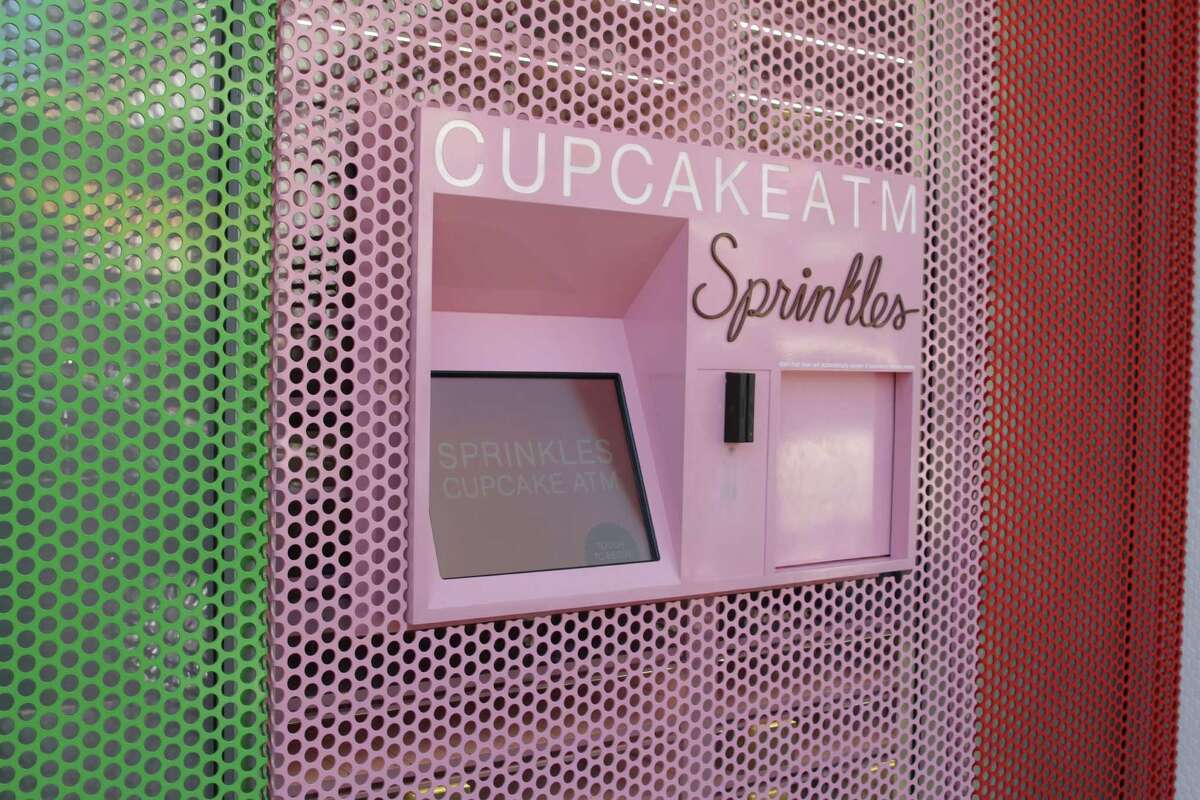 Sprinkles opens city's first Cupcake ATM