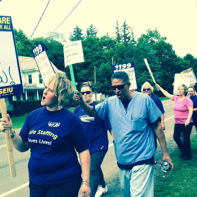 Workers picket Guilderland Center nursing home