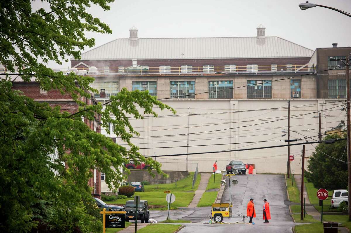 Dannemora's Old Guard 'flabbergasted' by prison break