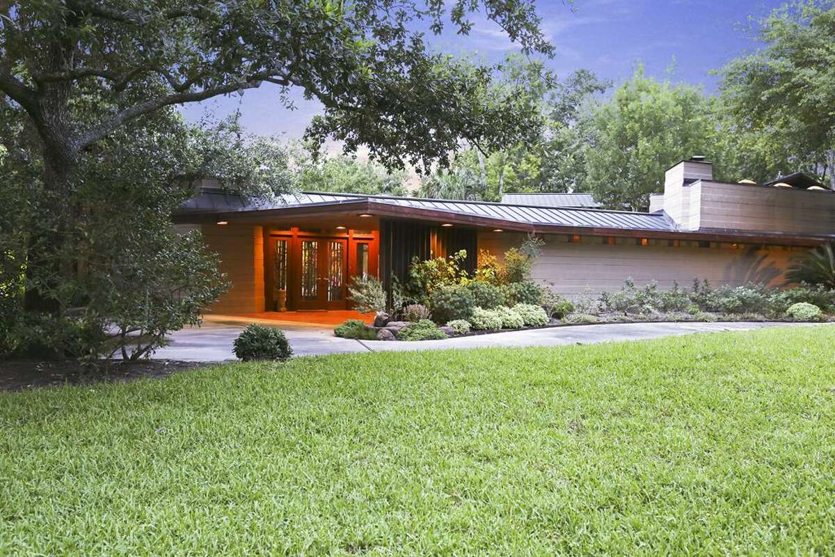 Houston home designed by Frank Lloyd Wright on the market