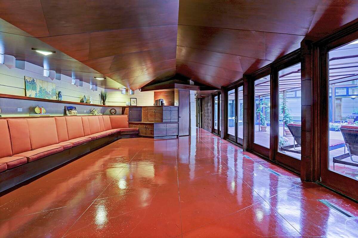 Houston home designed by Frank Lloyd Wright on the market