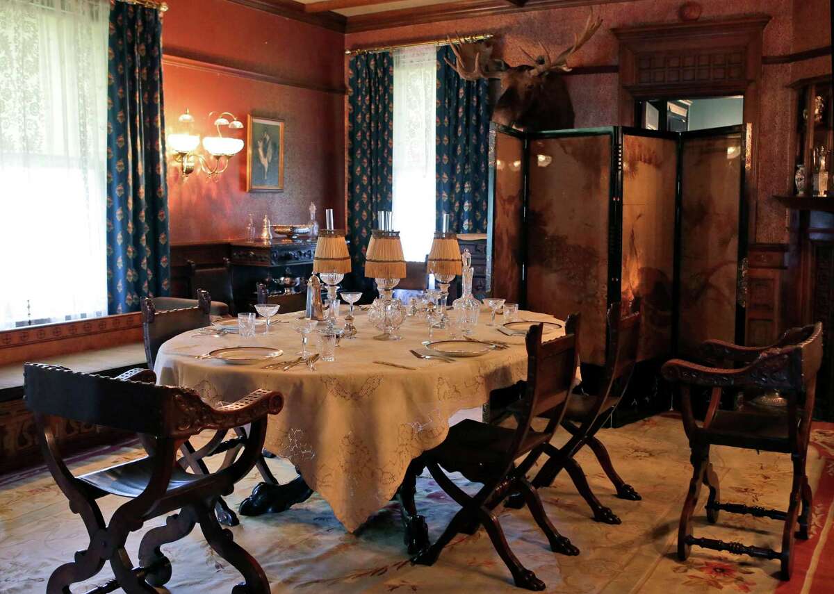 grand dining room sagamore