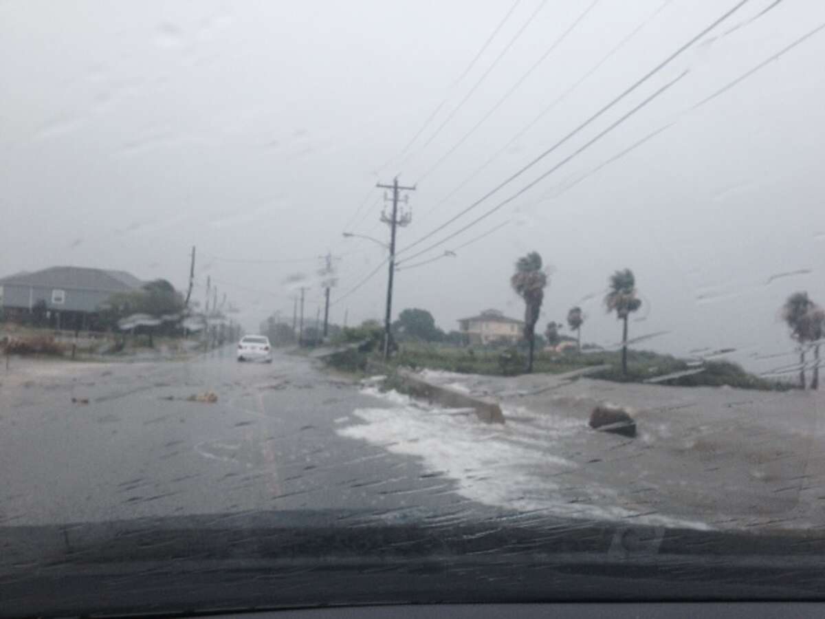 US59 shut down south of Houston, Bill brings another round of storms