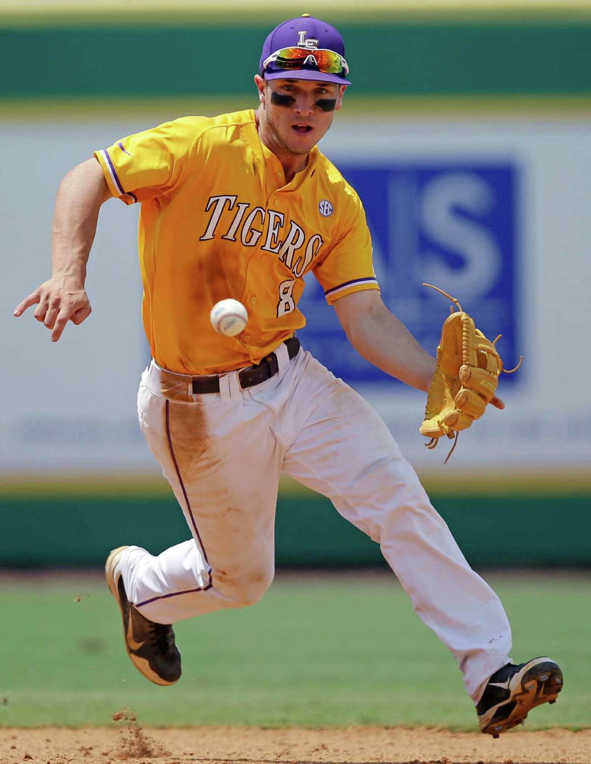 2015 LSU Tigers Team Signed Baseball Jersey CWS Alex Bregman