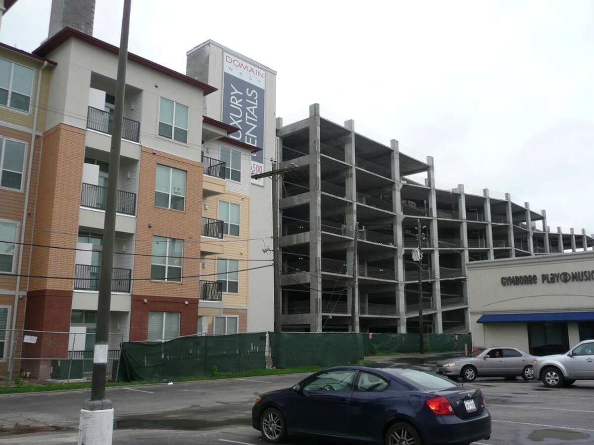 'Eyesore' parking garage to get new look