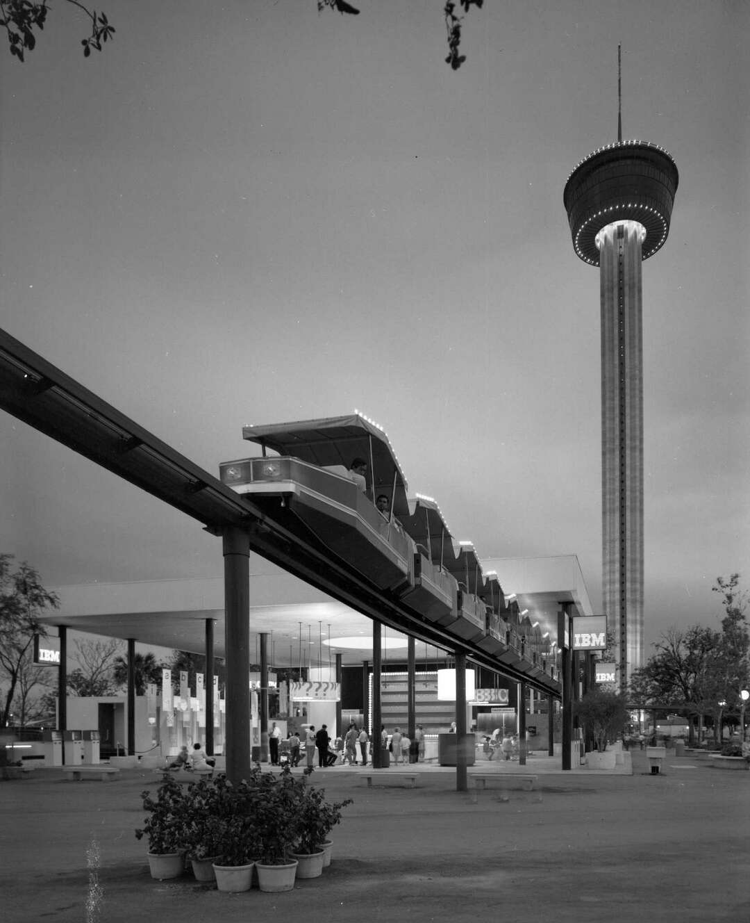 The HemisFair monorail derailed 50 years ago, killing one