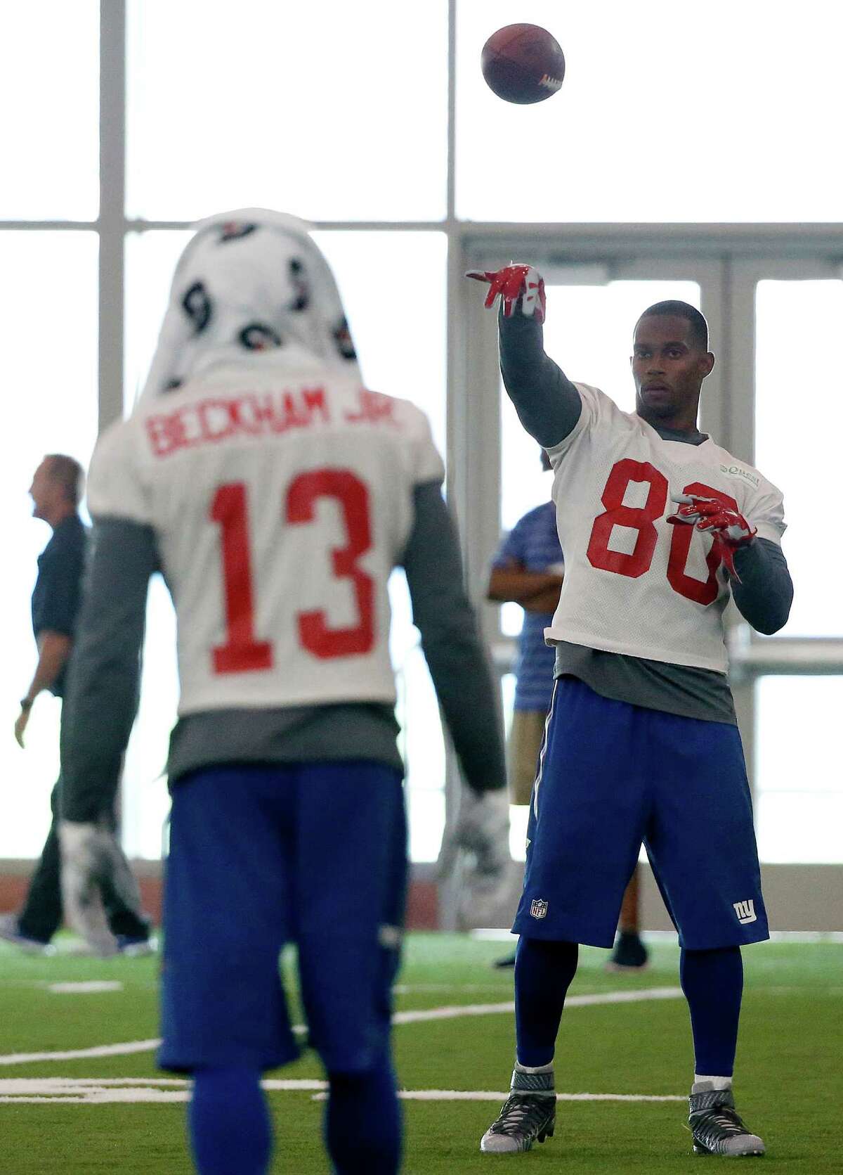 Giants receiver Victor Cruz has learned to be patient