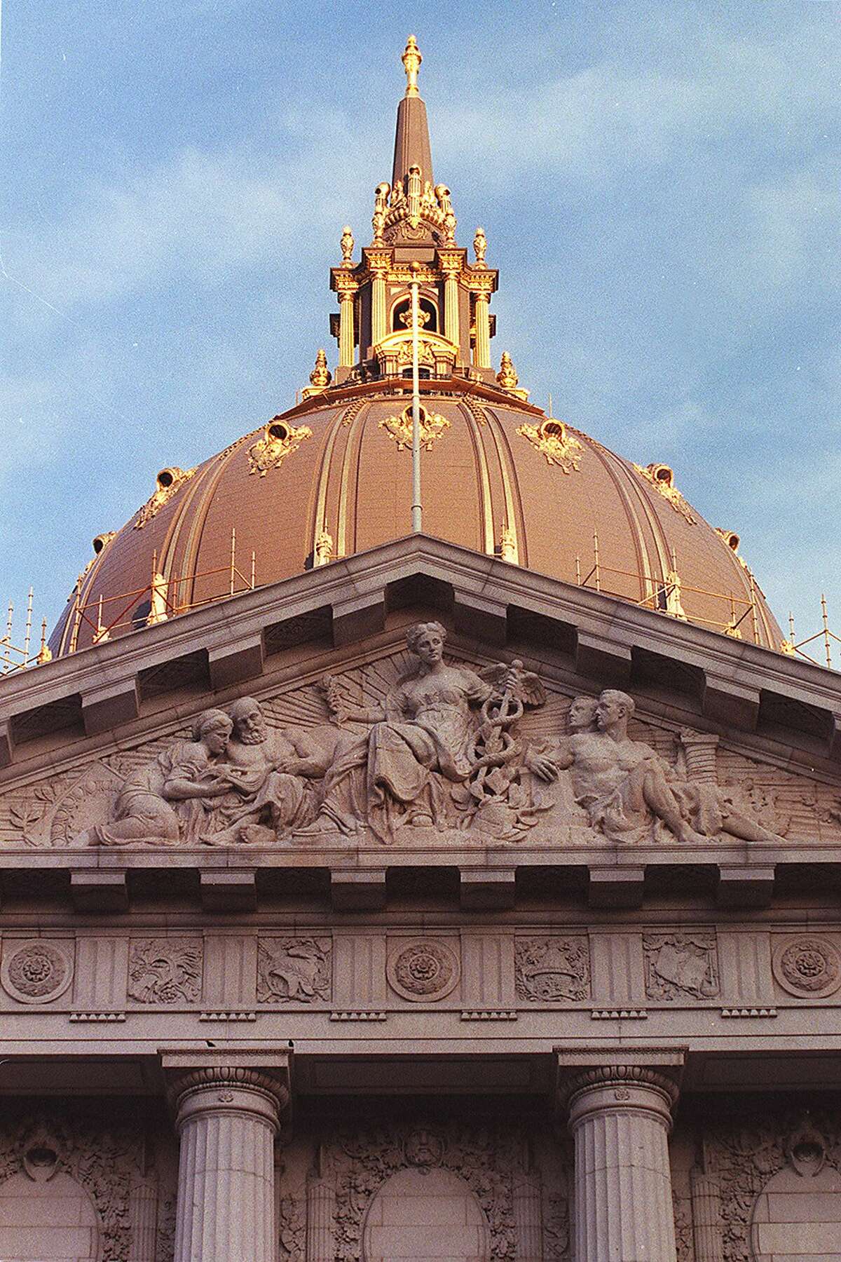 CITY HALL5/C/08DEC98/MN/DF - San Francisco City Hall has recently been renovated and the dome painted with gold leaf. CHRONICLE PHOTO BY DEANNE FITZMAURICE ALSO RAN: 01/22/1999, 01/04/04 Ran on: 11-25-2009 Photo caption Dummy text goes here. Dummy text goes here. Dummy text goes here. Dummy text goes here. Dummy text goes here. Dummy text goes here. Dummy text goes here. Dummy text goes here.###Photo: adachi25_PH913161600CHRONICLE###Live Caption:###Caption History:CITY HALL5-C-08DEC98-MN-DF - San Francisco City Hall has recently been renovated and the dome painted with gold leaf. CHRONICLE PHOTO BY DEANNE FITZMAURICE ALSO RAN: 01-22-1999, 01-04-04###Notes:###Special Instructions:CAT