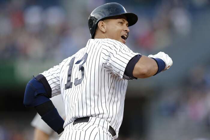 Alex Rodriguez's 3,000th hit comes on a home run against Tigers