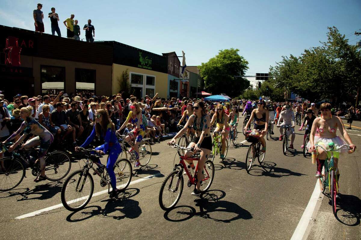 Fremont Solstice Parade-goers celebrate longest day nude