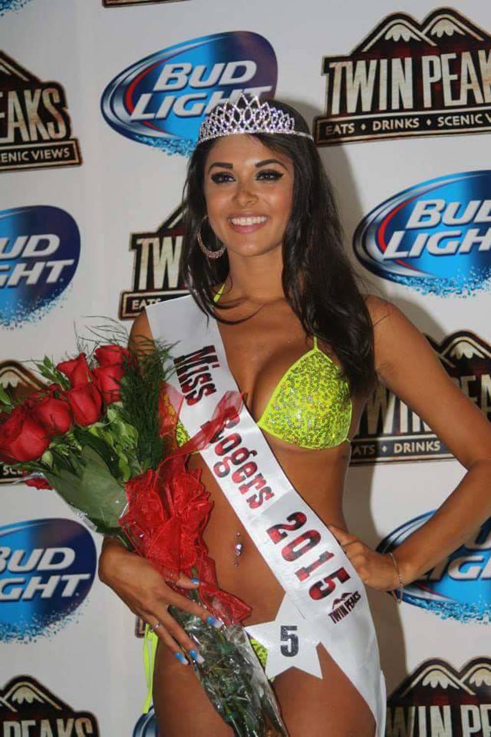 Who will be Miss Twin Peaks 2015?