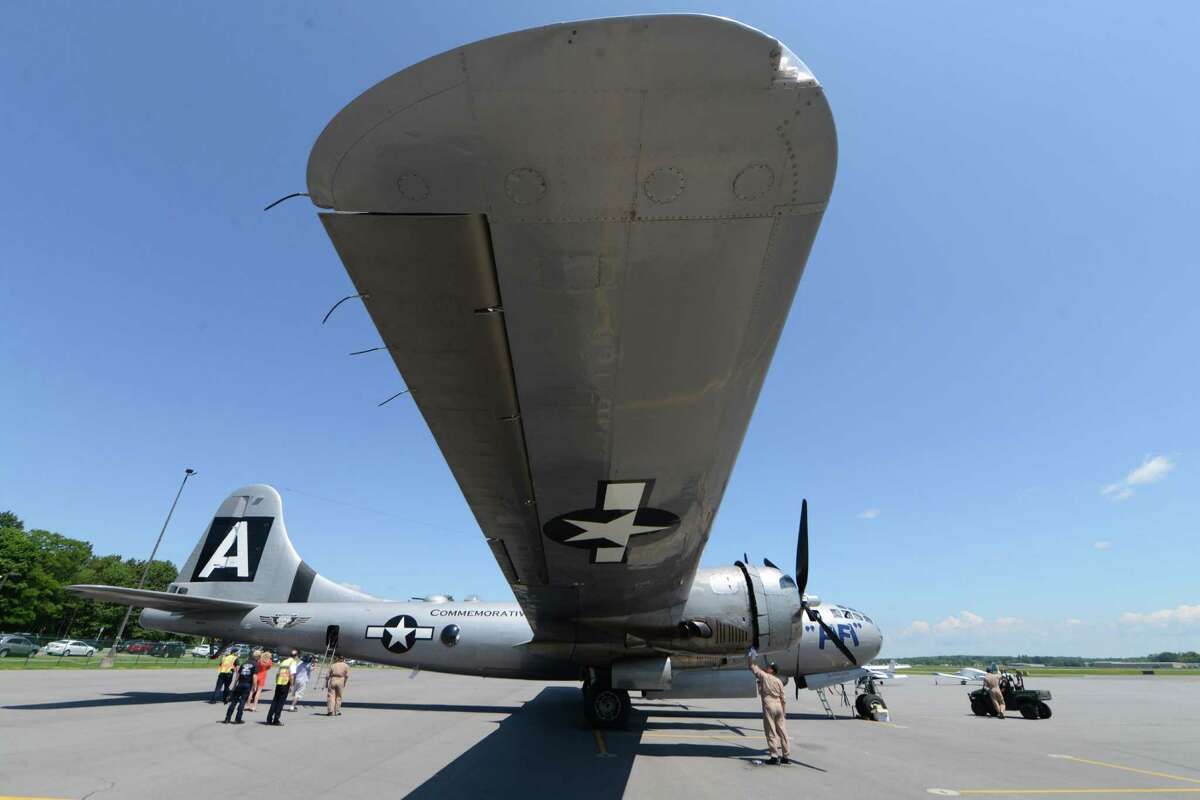 Photos Historic WWII bomber at Albany airport