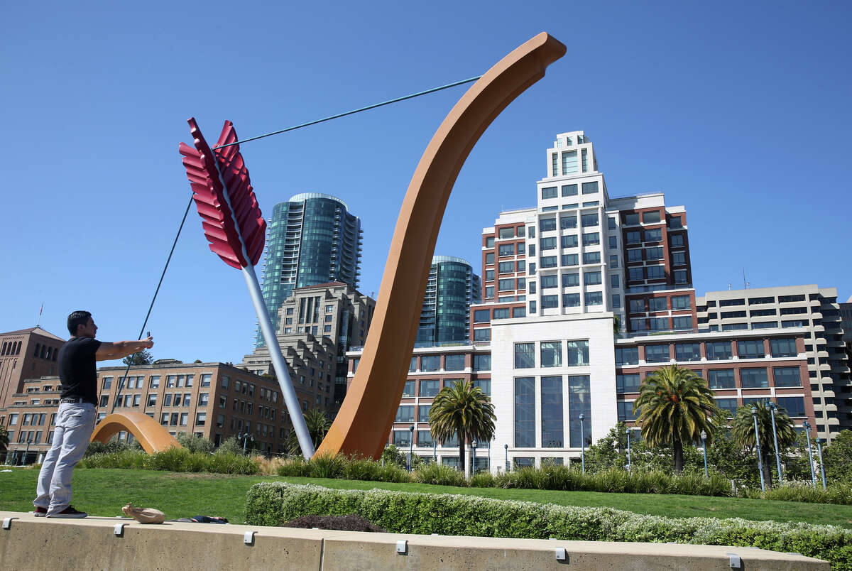 “Cupid’s Span” on the Embarcadero is near the Gap headquarters (right), a block from the planned tower.