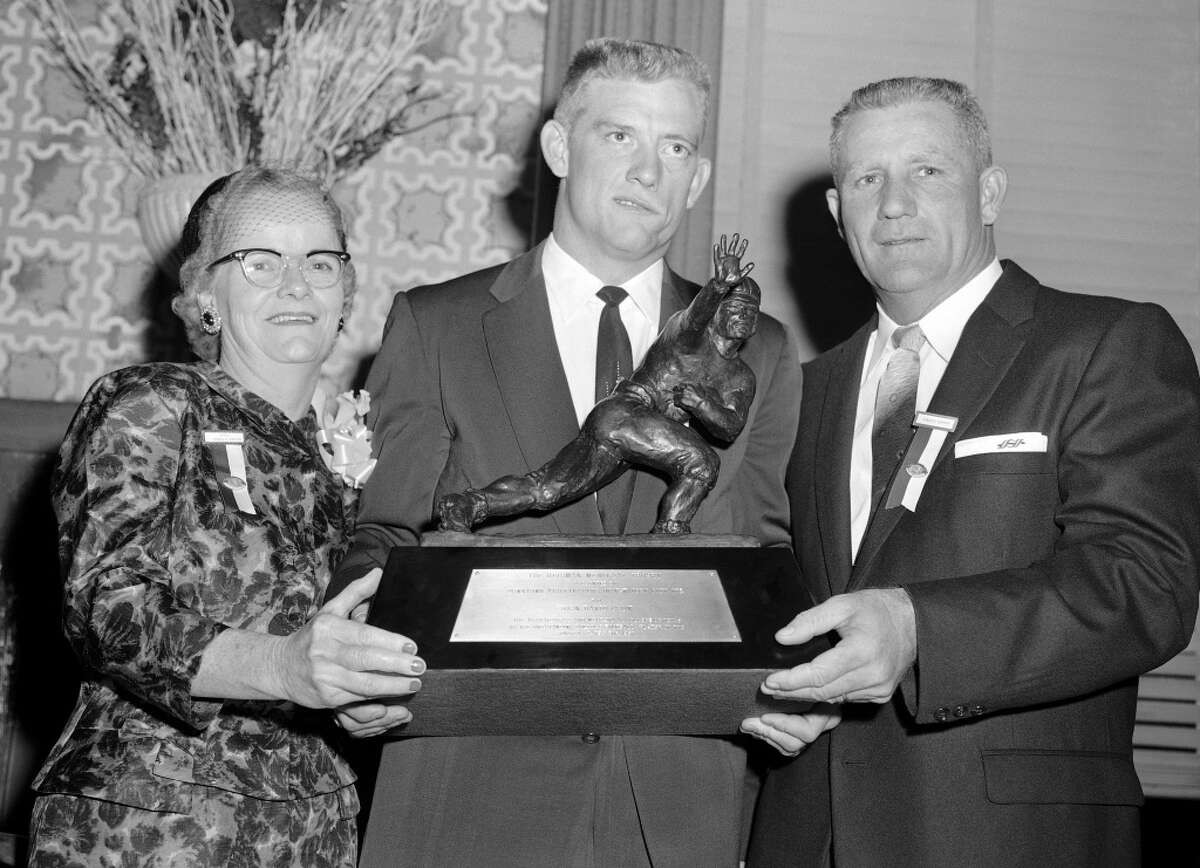 John David Crow, Texas A&M's first Heisman winner, dies at 79