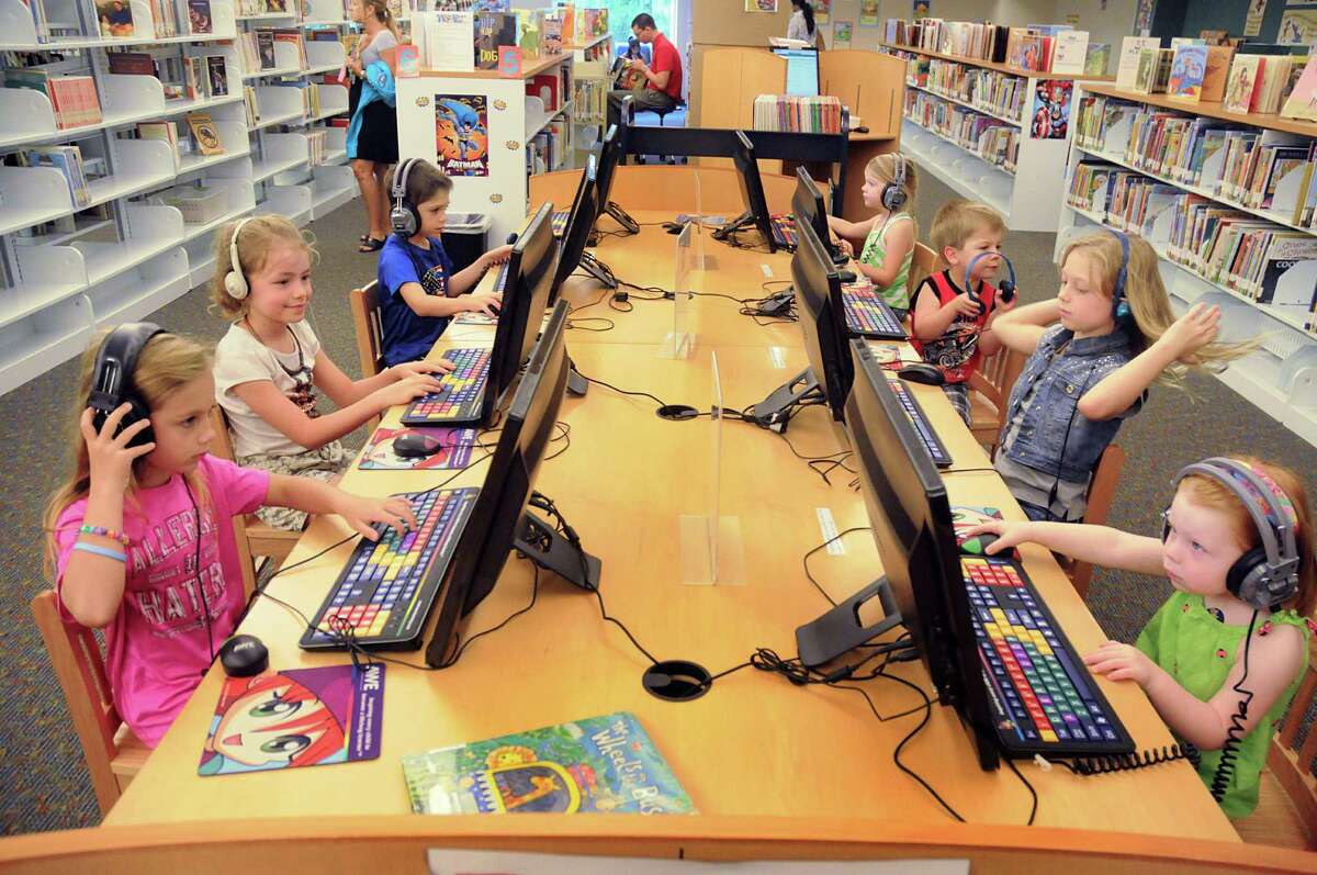Woodlands libraries invest in technology for young readers