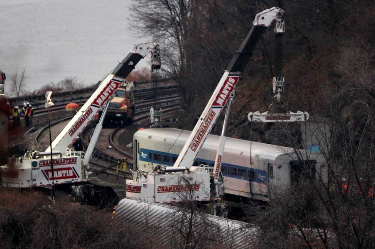 Report MetroNorth Bronx derailment followed rejected safety proposal
