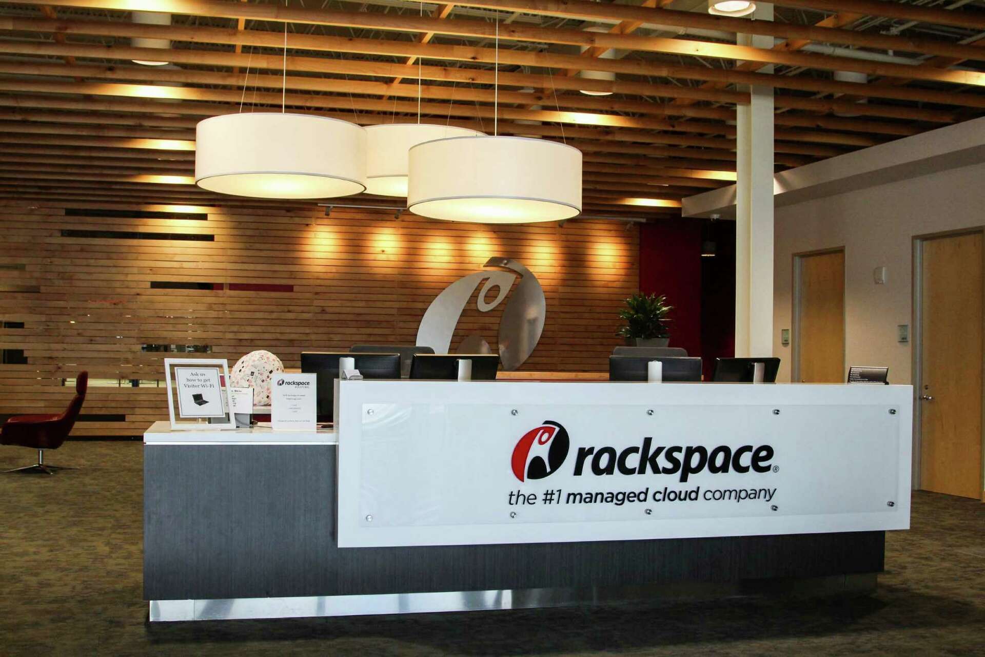 Photos: What it’s like to work inside the Rackspace ‘Castle’