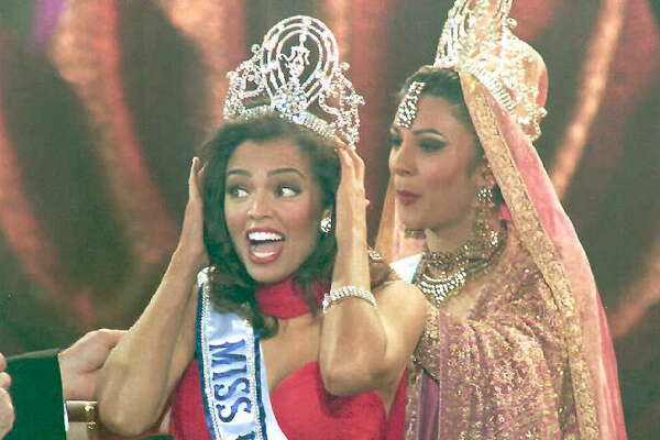 21 Years Ago First African American Crowned Miss Texas Houstonchronicle Com