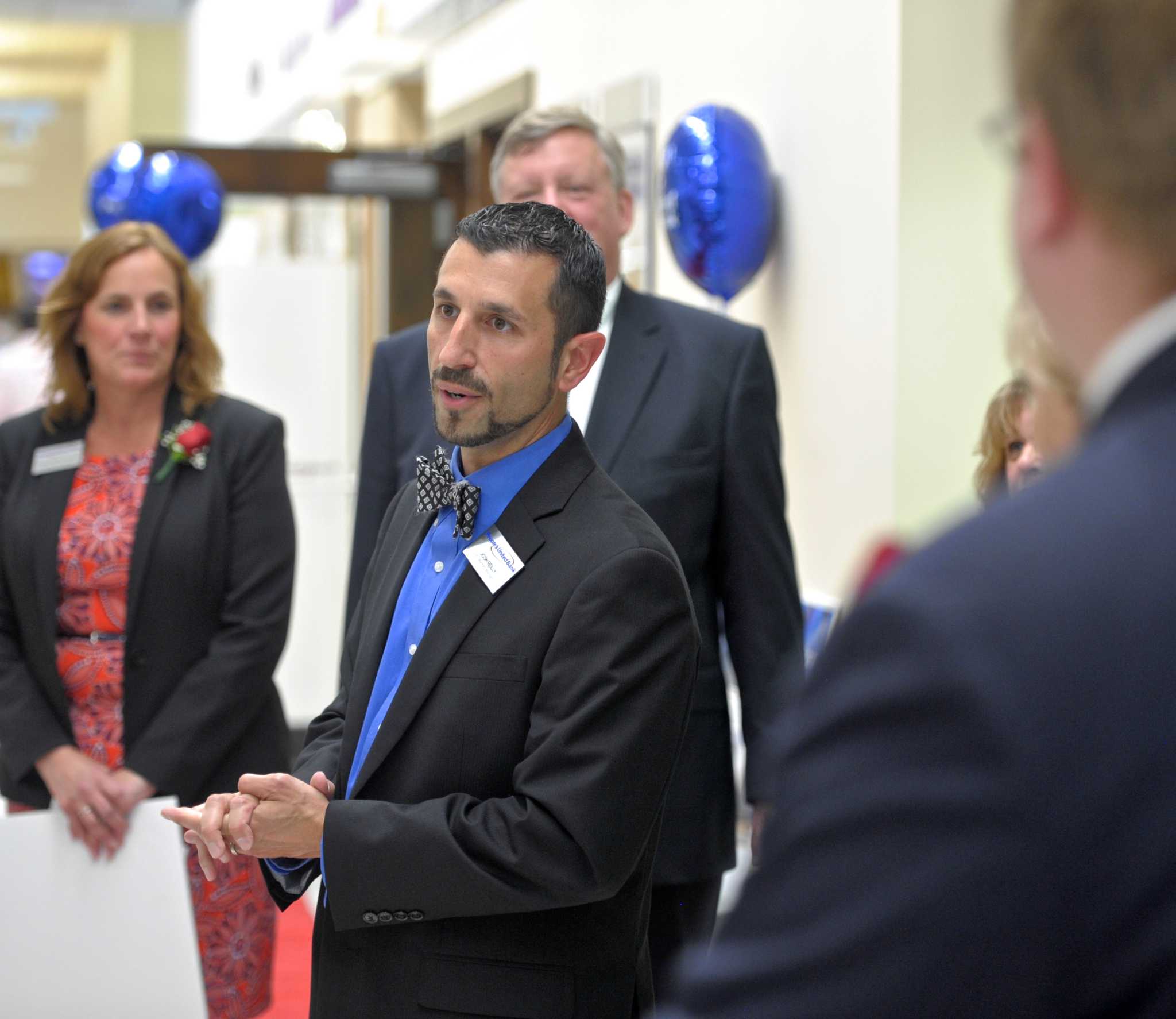 People’s Bank branches get upgrades at Danbury Stop & Shops