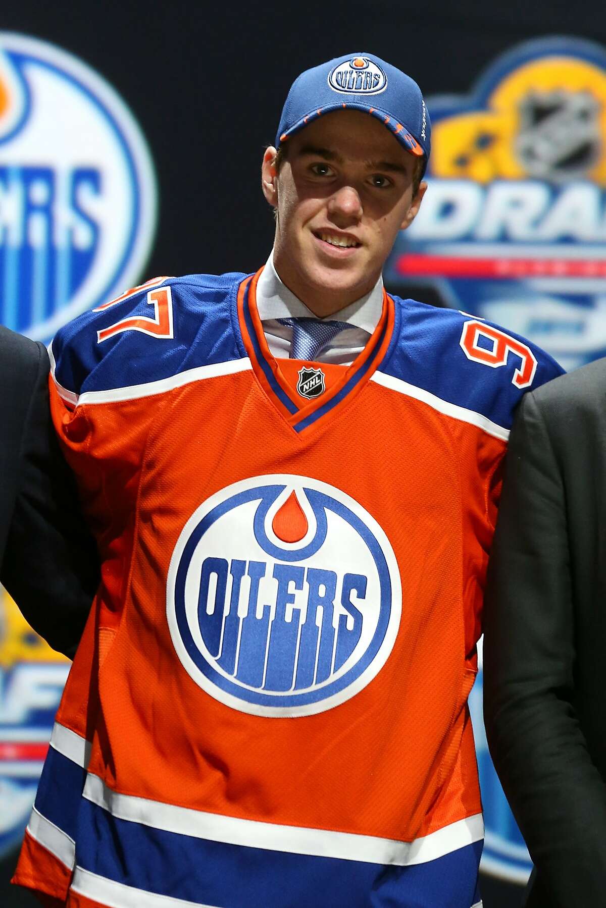 NHL draft Oilers take McDavid first overall