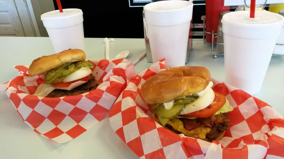 Connecticut icon recognized as origin of the hamburger