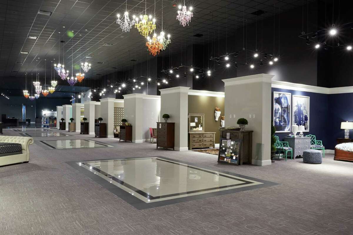 New Gallery Furniture showroom features animals, too