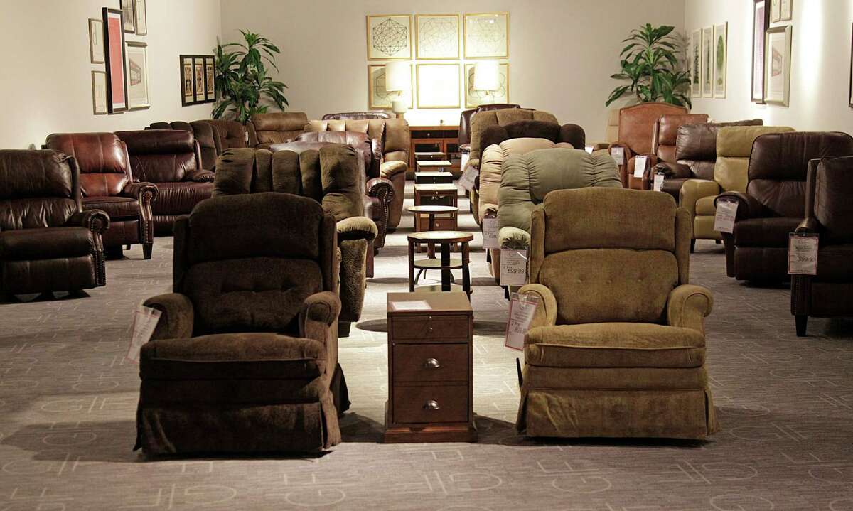 New Gallery Furniture showroom features animals, too