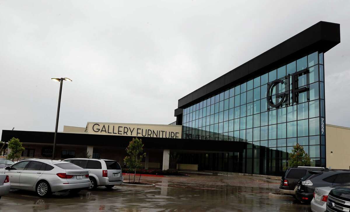 New Gallery Furniture showroom features animals, too