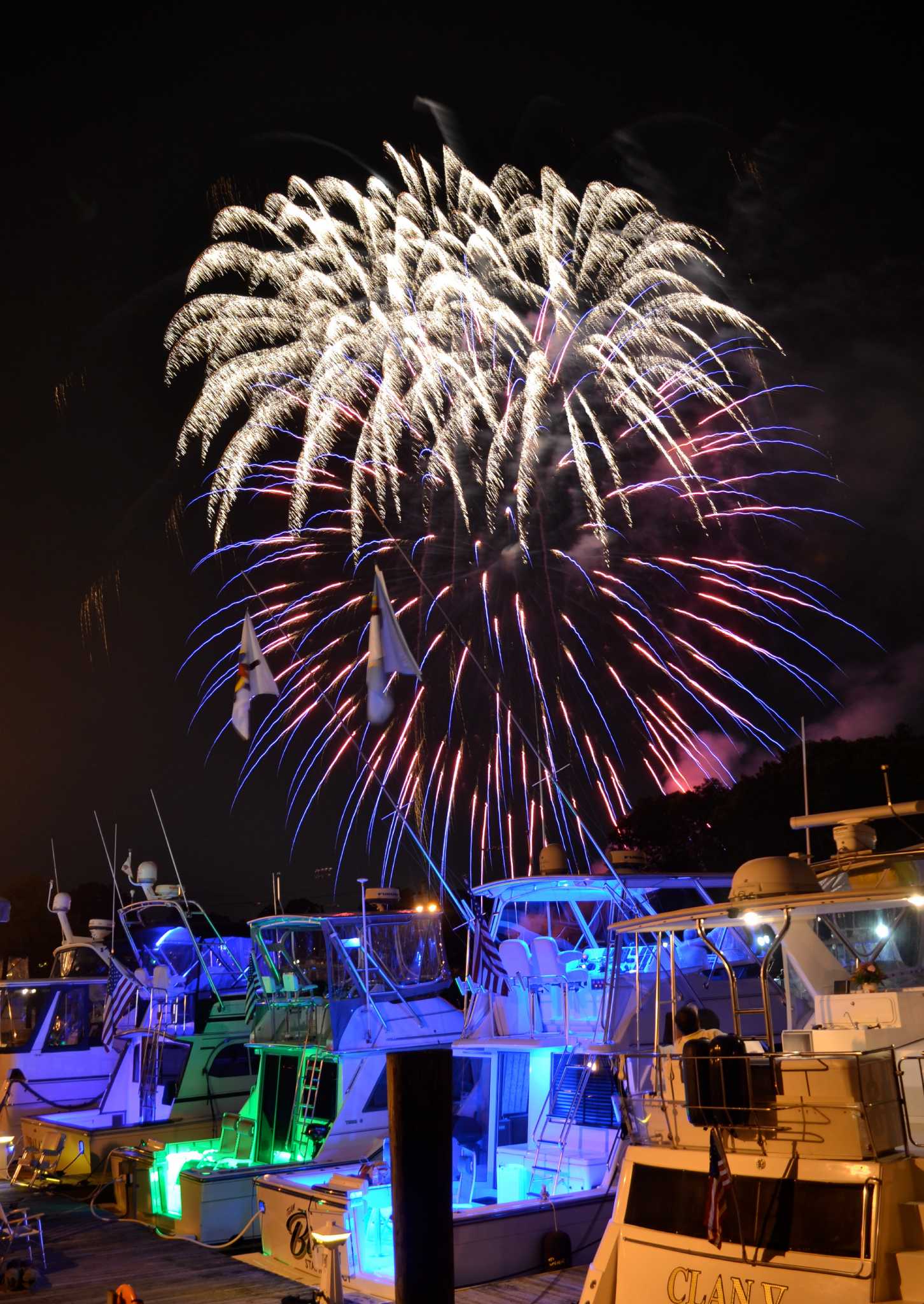 Fireworks at Lisman Landing in Milford