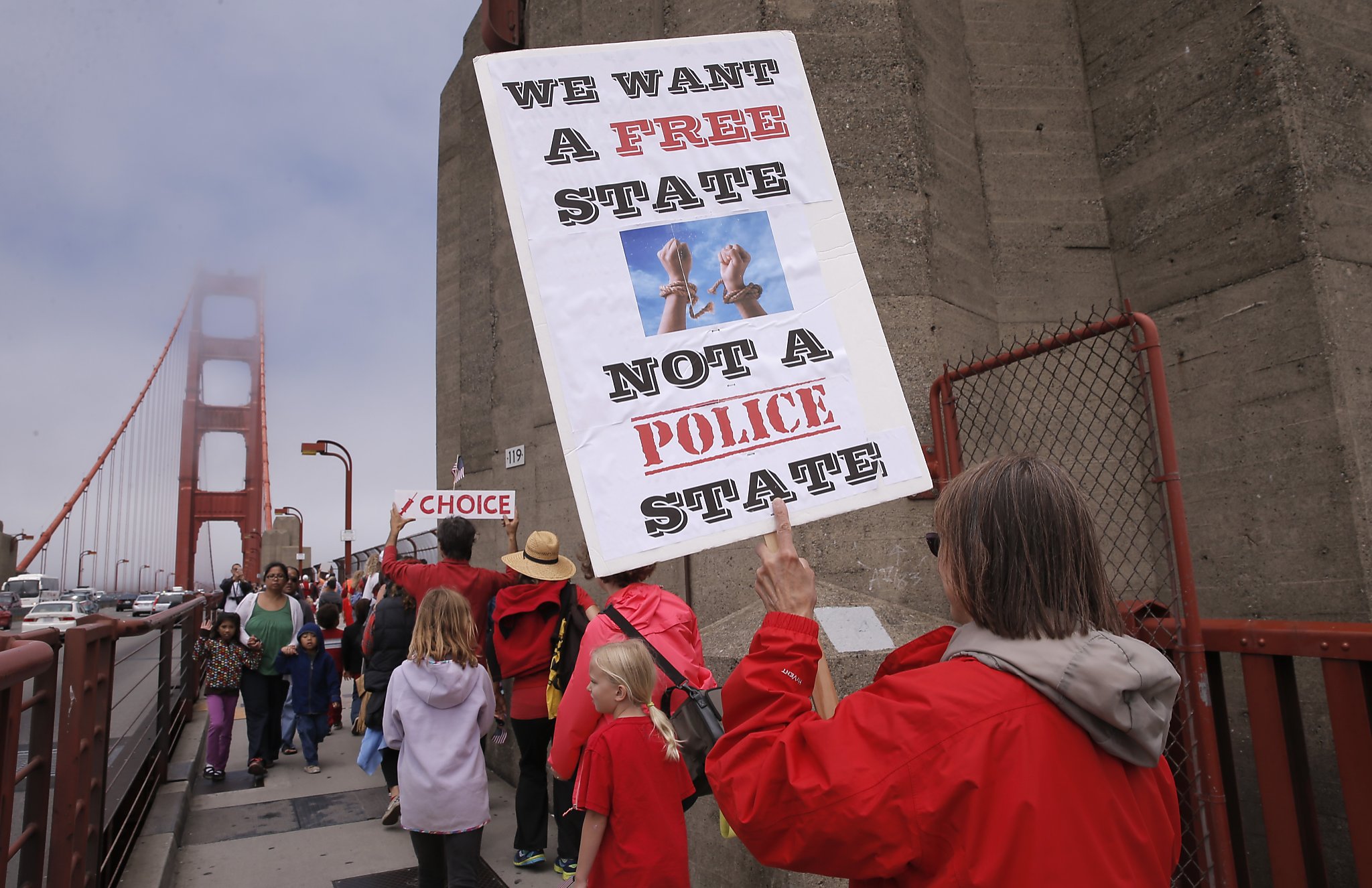 Protesters Rally Against Vaccine Law Sb277 Protesters Rally Against Vaccine Law Sb277