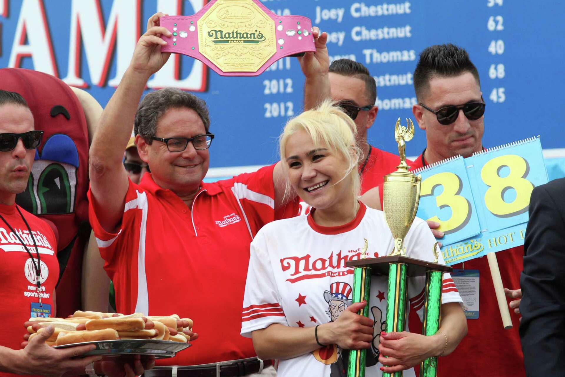 Matt Stonie tops Joey Chestnut in hot dog eating contest