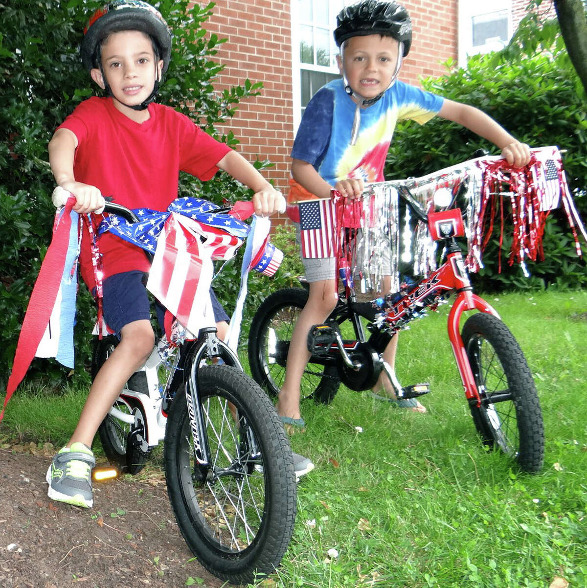 Stars, stripes & bikes July 4 fun at Southport parade