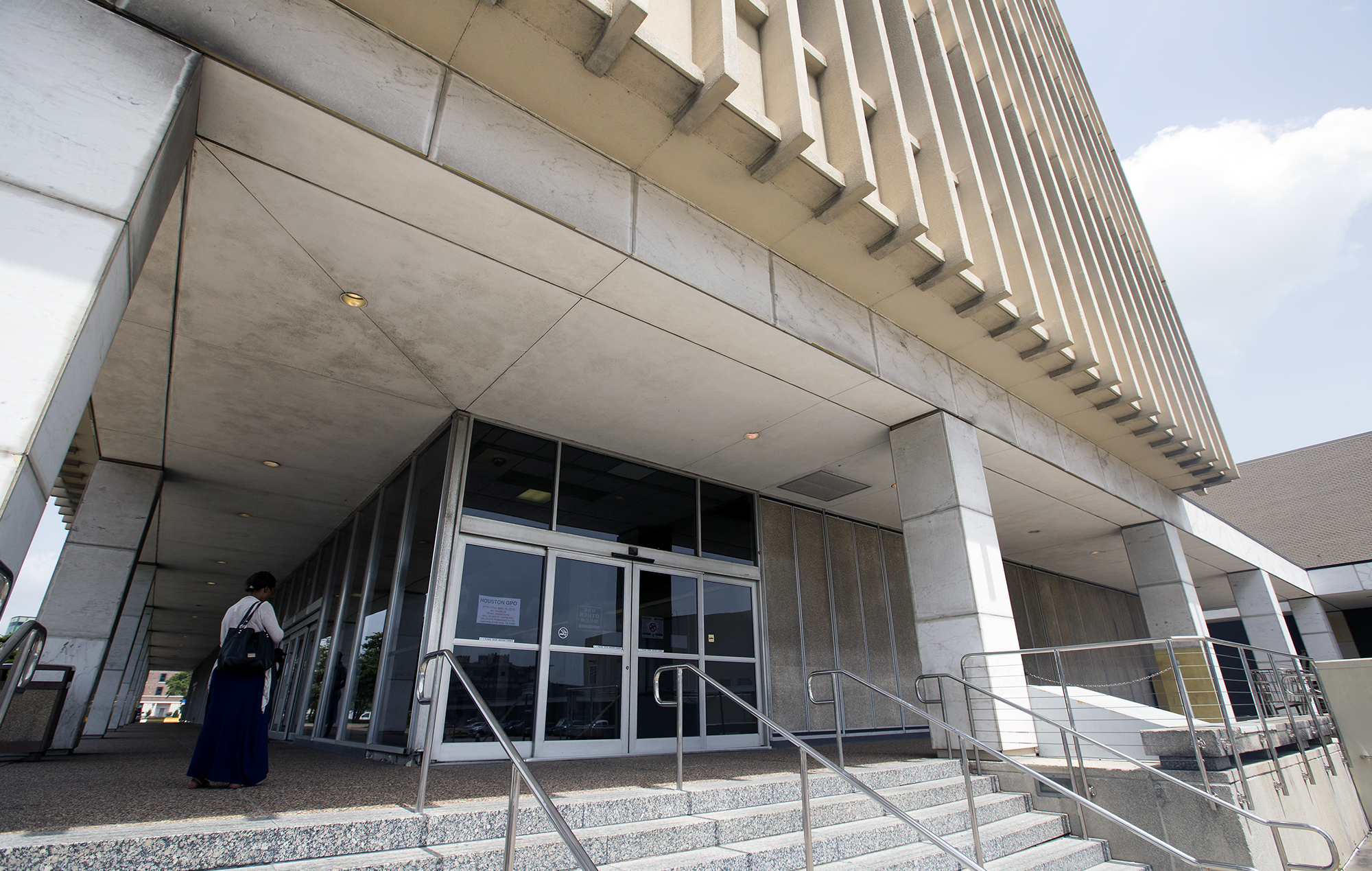 Developer has contract for downtown post office site Houston Chronicle