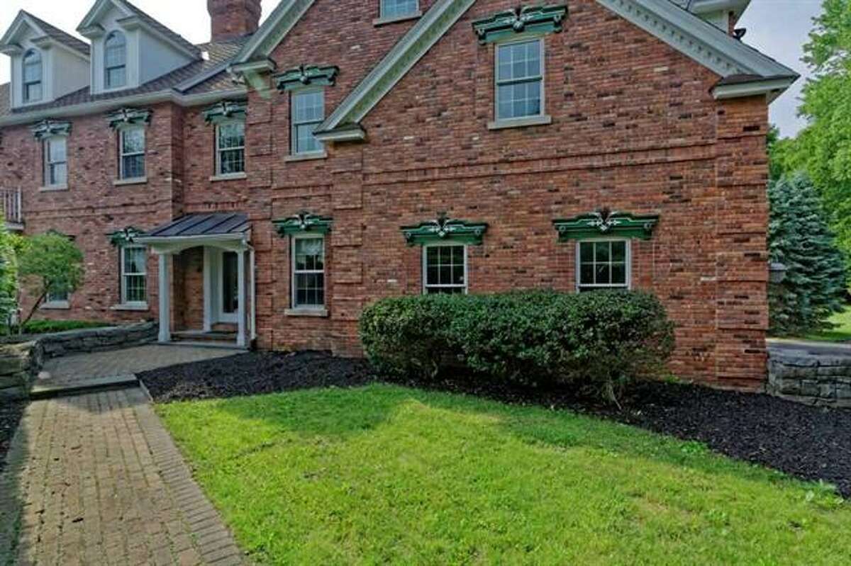 Featured home Mansion in Bethlehem