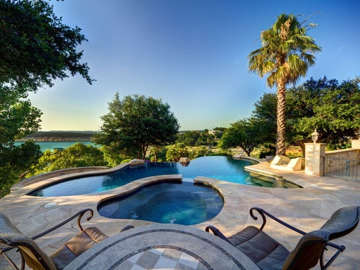 12 awesome waterfront homes in Texas that you can buy now