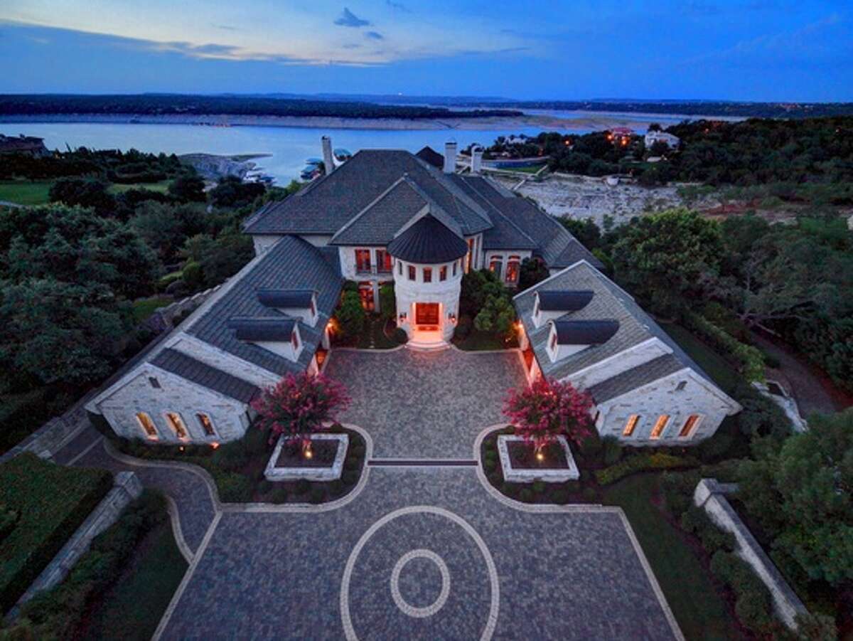 12 awesome waterfront homes in Texas that you can buy now