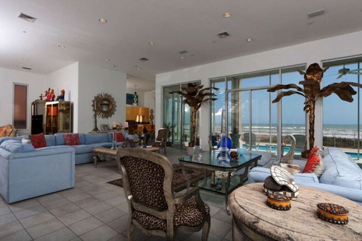 12 awesome waterfront homes in Texas that you can buy now